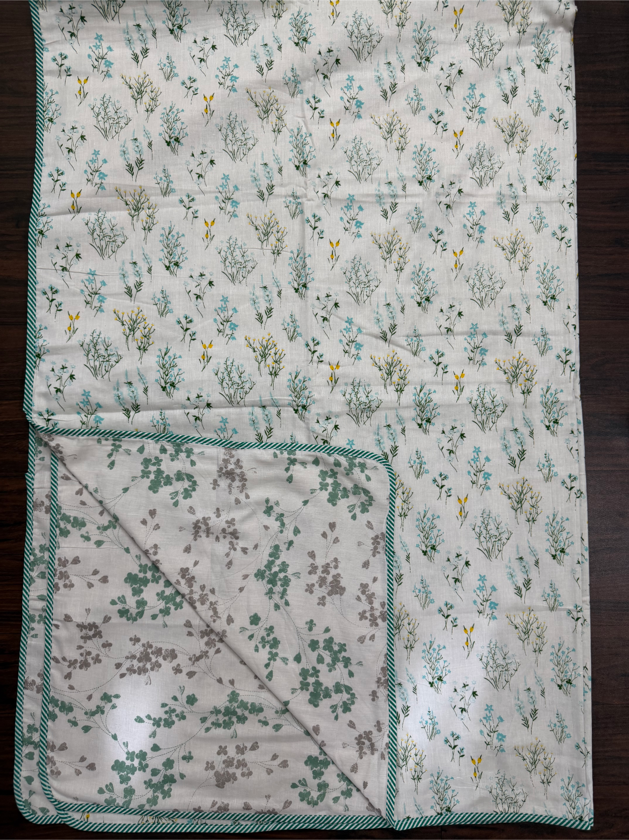 Mulmul cotton Dohar – Royal Mantel