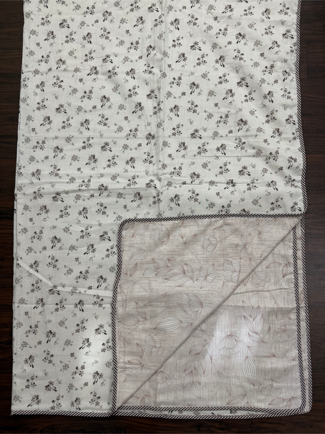 Mulmul cotton Dohar – Royal Mantel