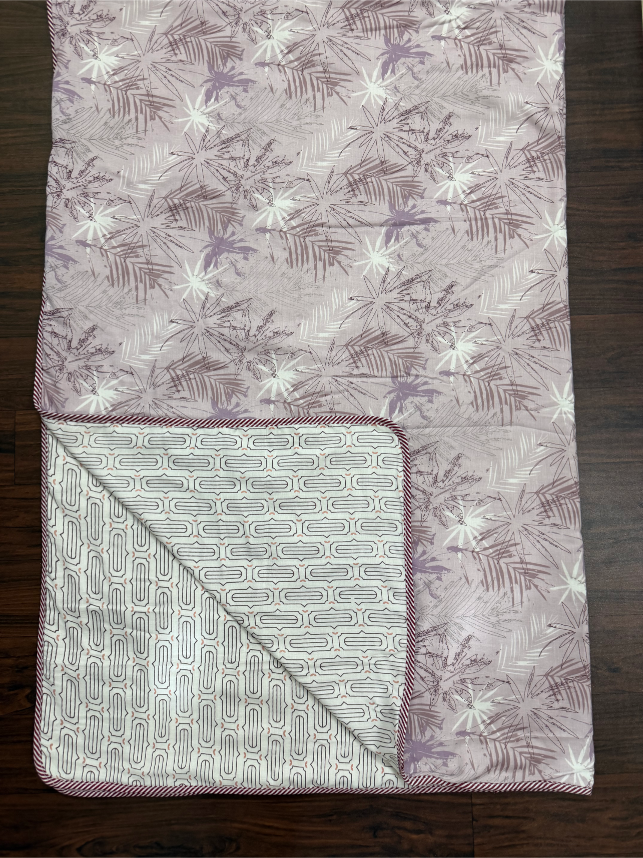 Mulmul cotton Dohar – Royal Mantel