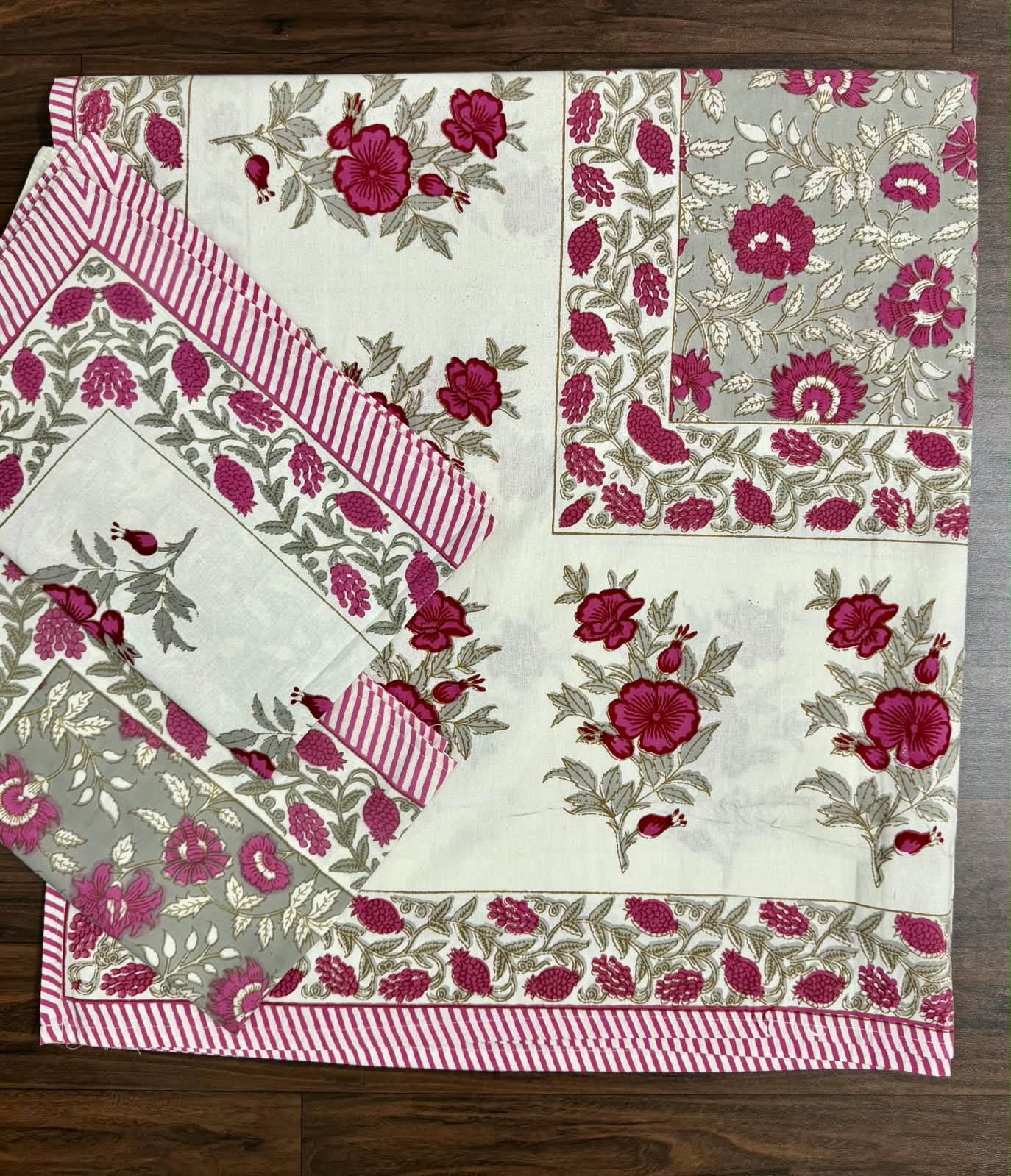 Test – Royal Mantel
